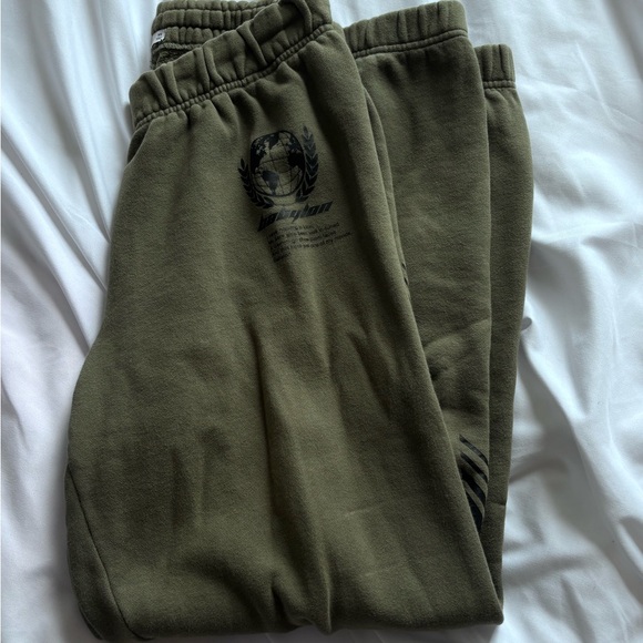 Aritzia TNA Olive Green Babylon sweatpants - Picture 3 of 3
